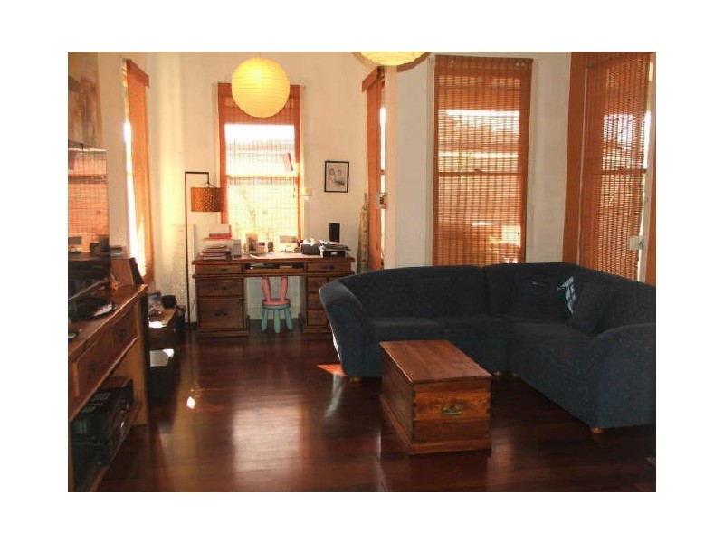 54 Central Ave, Beaconsfield WA 6162