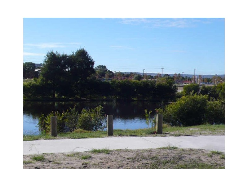 14 Wiltshire Avenue, Thornlie WA 6108