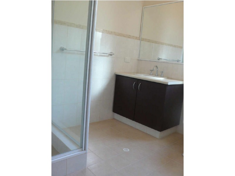 3/33-35 Connemara Drive, Thornlie WA 6108