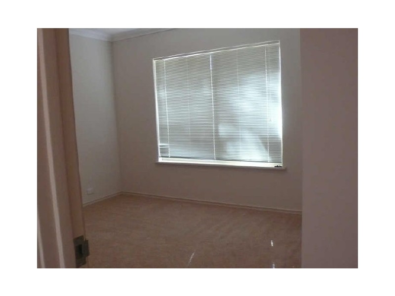 3/33-35 Connemara Drive, Thornlie WA 6108