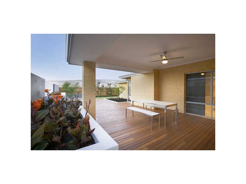 23 Brigalow Bend, Ellenbrook WA 6069