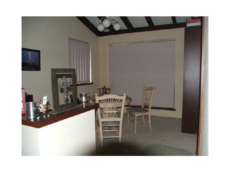 48 Grenadier Drive, Thornlie WA 6108