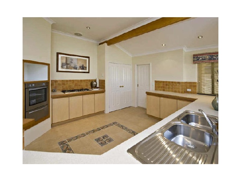 170 Glen Iris Drive, Jandakot WA 6164