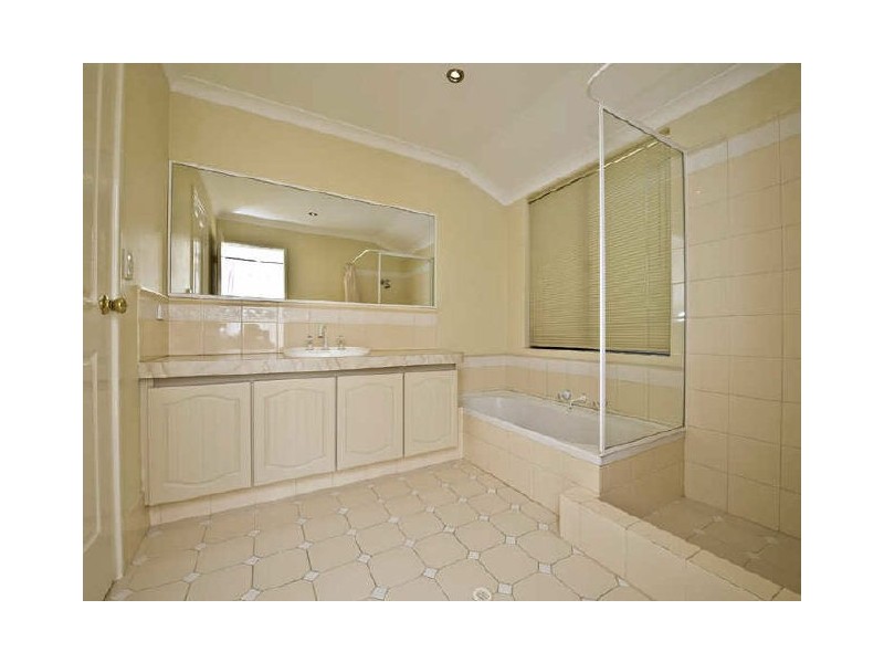 170 Glen Iris Drive, Jandakot WA 6164