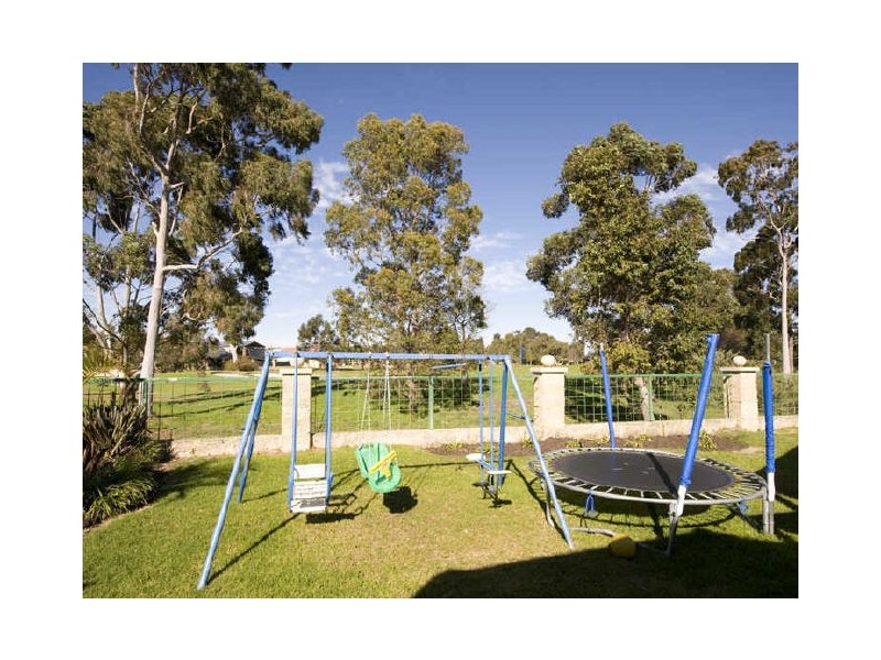 170 Glen Iris Drive, Jandakot WA 6164