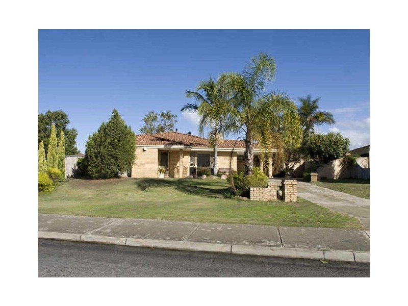 78 Discovery Drive, Thornlie WA 6108