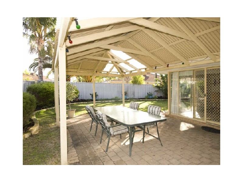 78 Discovery Drive, Thornlie WA 6108