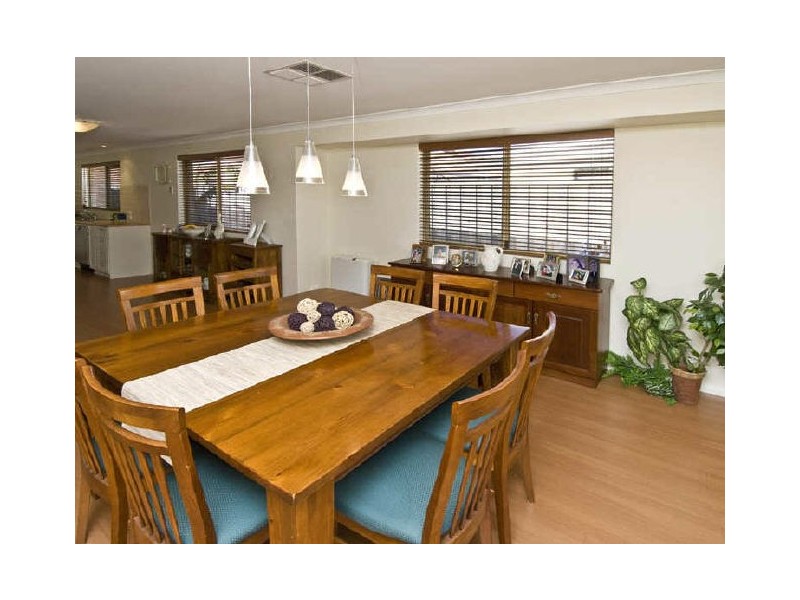 7 Audley Place, Canning Vale WA 6155