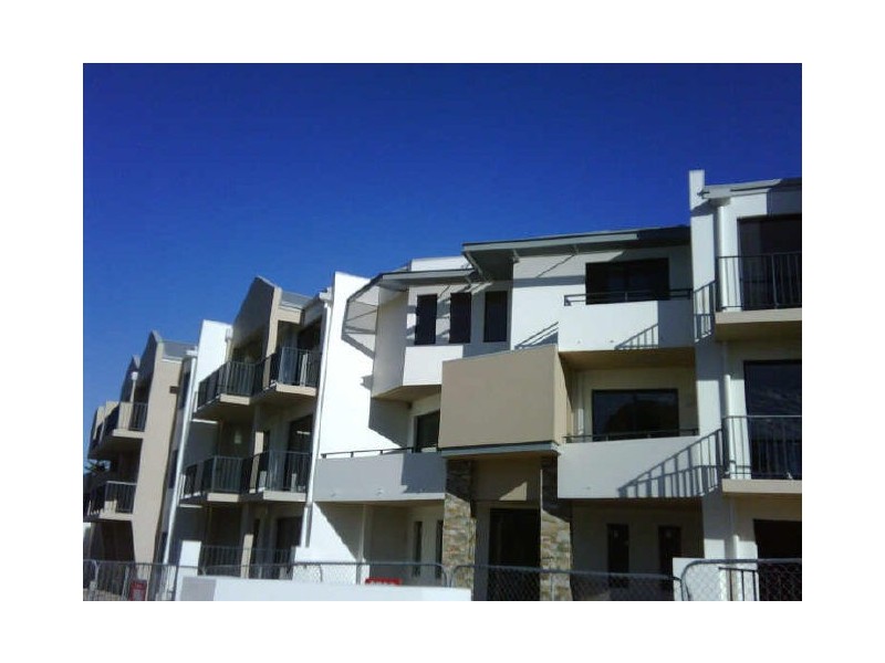 5/17 Southdown Place, Thornlie WA 6108