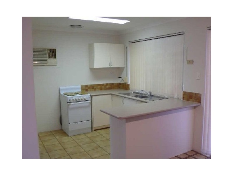 7 Ningaloo Way, Thornlie WA 6108