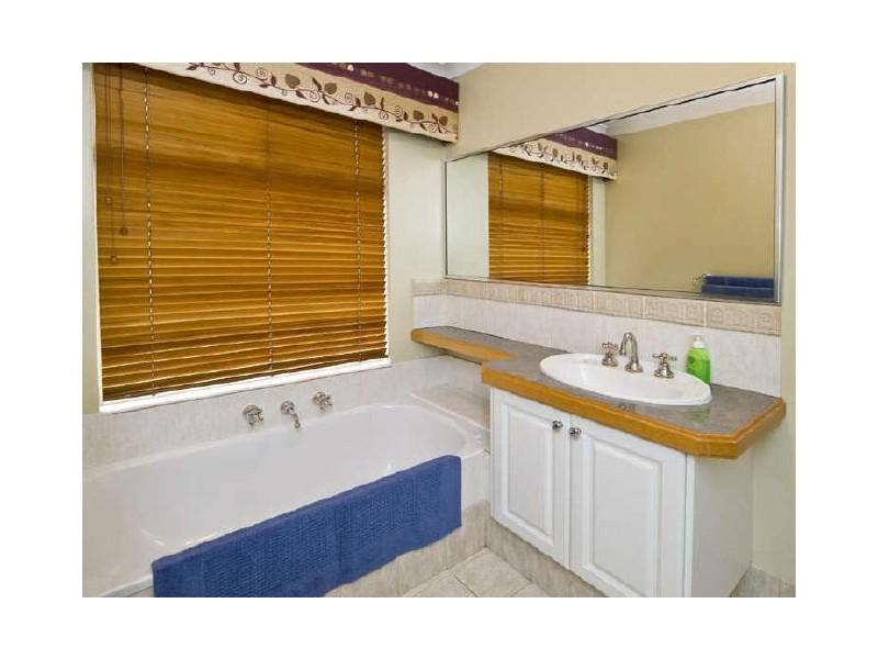 13 Lycett Turn, Southern River WA 6110