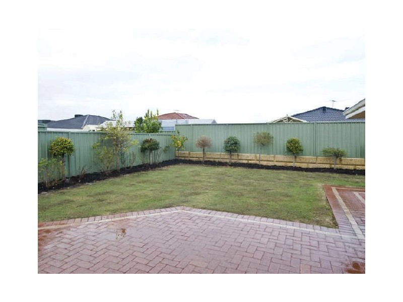 13 Lycett Turn, Southern River WA 6110