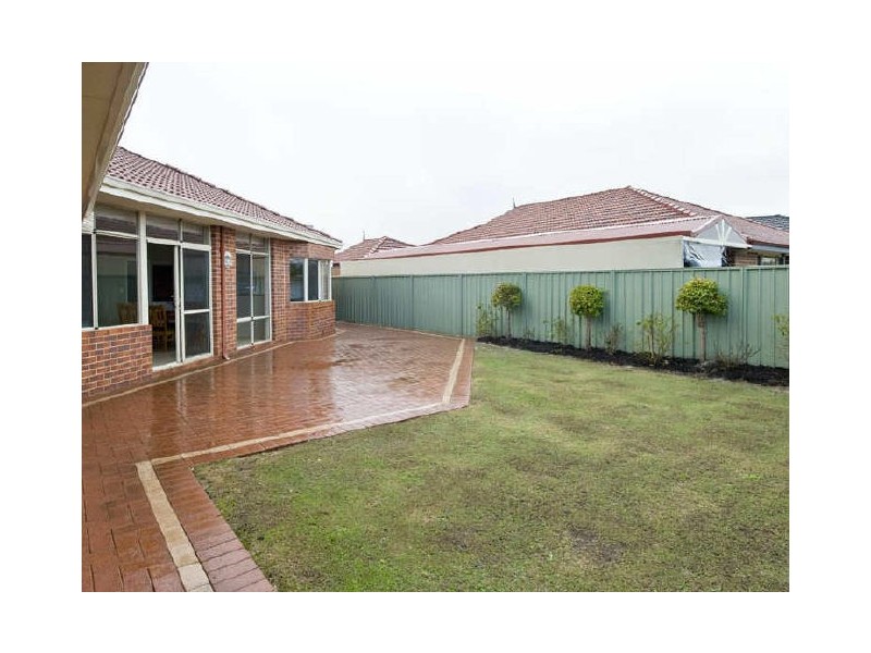 13 Lycett Turn, Southern River WA 6110