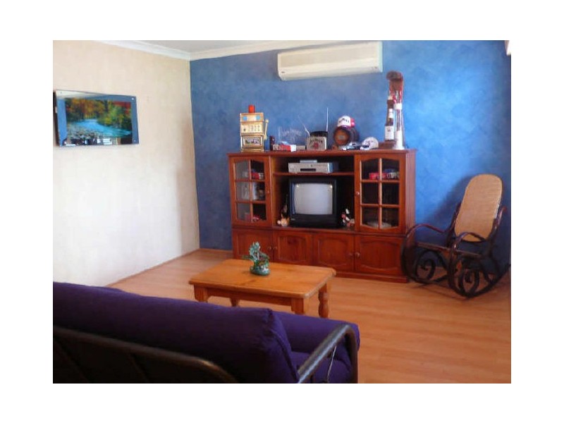 10 Bindoon Loop, Huntingdale WA 6110