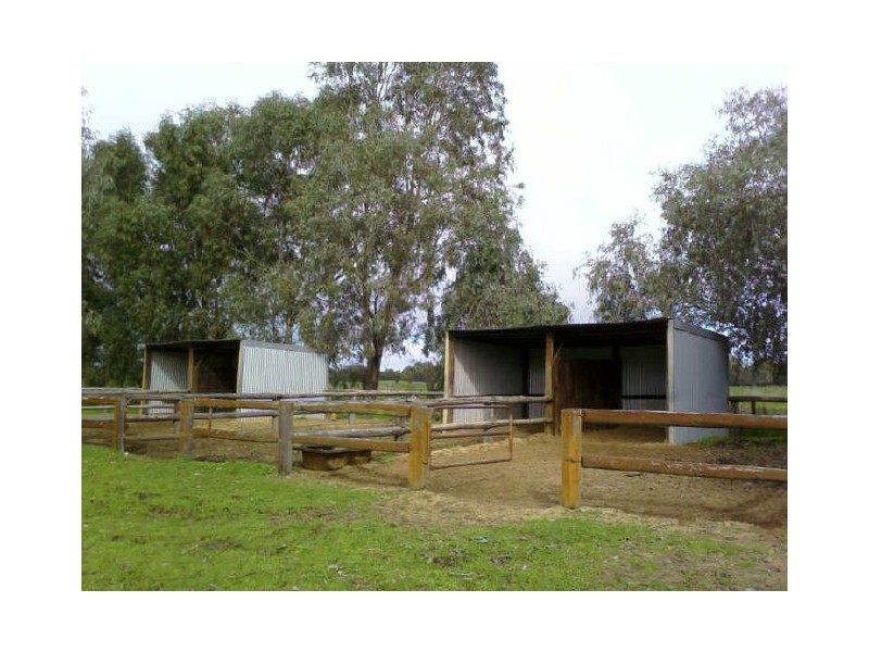 1084 Orton Road, Cardup WA 6122