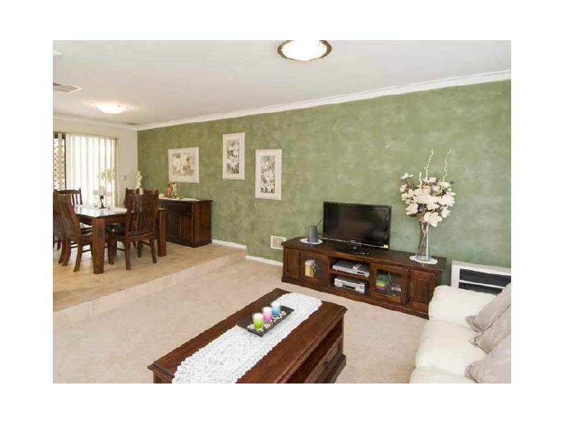 75 Regency Drive, Thornlie WA 6108