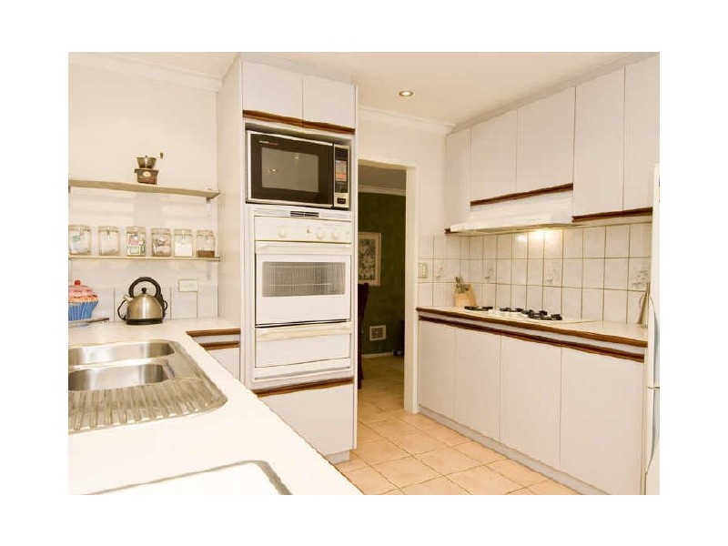 75 Regency Drive, Thornlie WA 6108