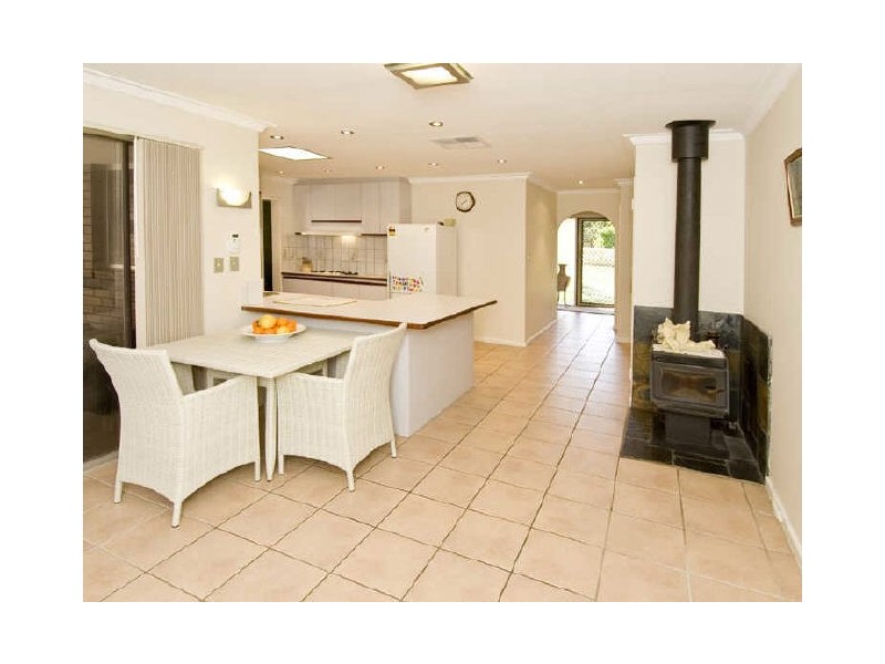 75 Regency Drive, Thornlie WA 6108