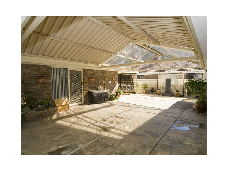 75 Regency Drive, Thornlie WA 6108