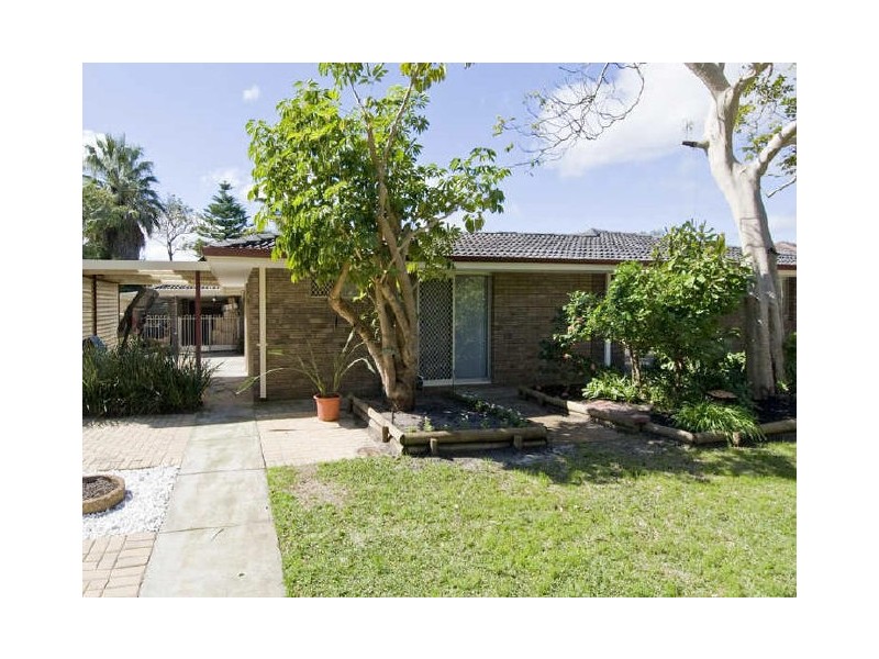 75 Regency Drive, Thornlie WA 6108