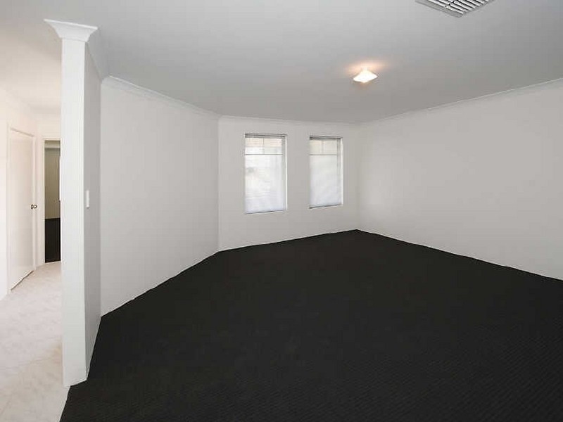 8 Kulbardi Way, Harrisdale WA 6112