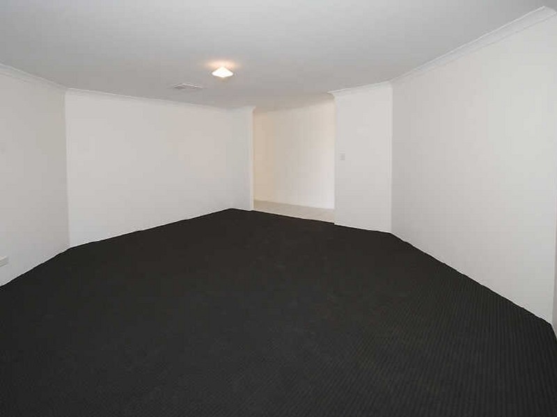 8 Kulbardi Way, Harrisdale WA 6112