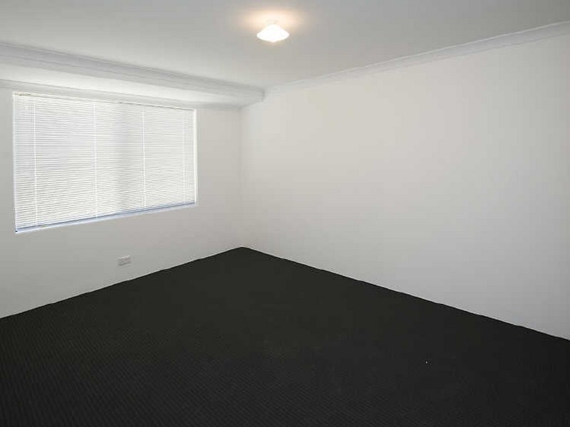 8 Kulbardi Way, Harrisdale WA 6112