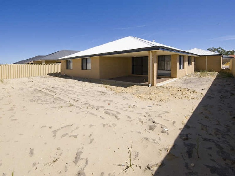 8 Kulbardi Way, Harrisdale WA 6112