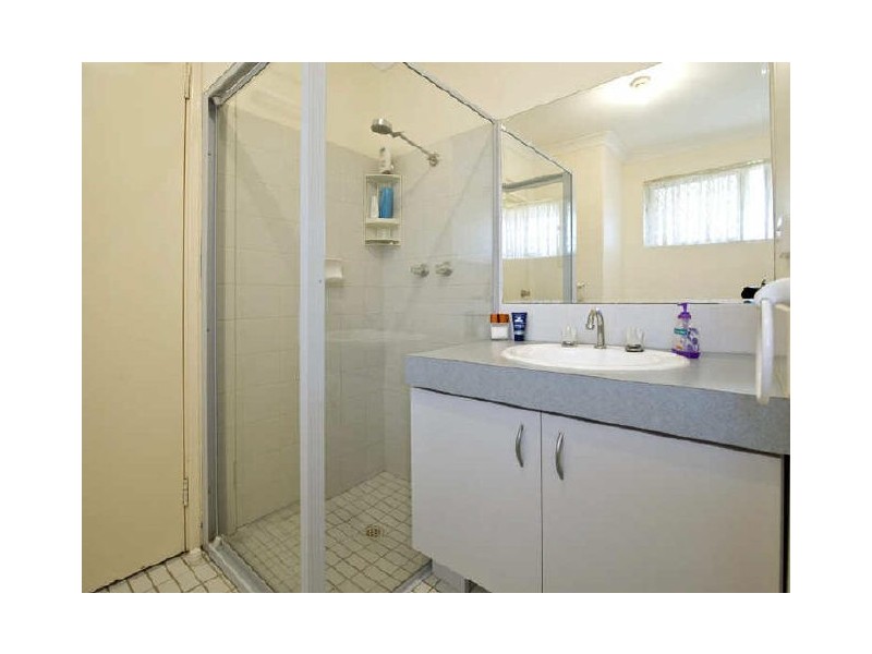 21/11 Apley Street, Maddington WA 6109