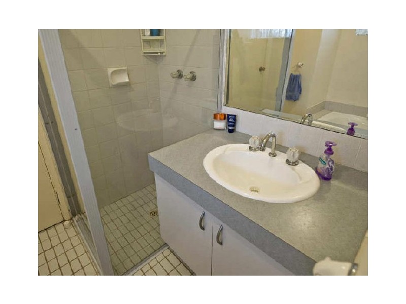 21/11 Apley Street, Maddington WA 6109