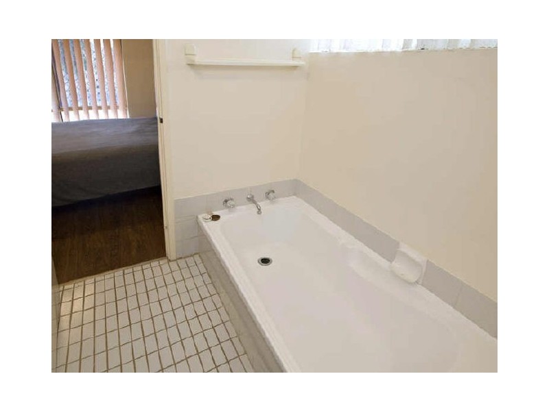 21/11 Apley Street, Maddington WA 6109
