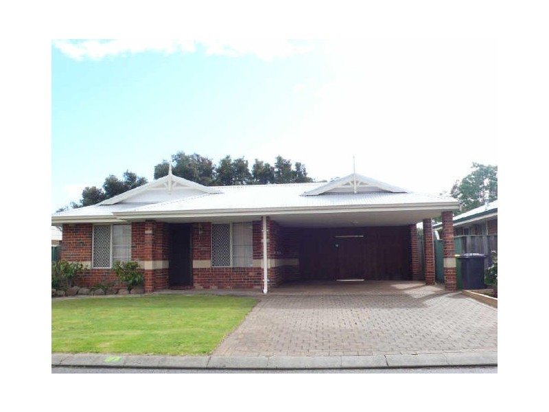 27 Riverbank Drive, Gosnells WA 6110