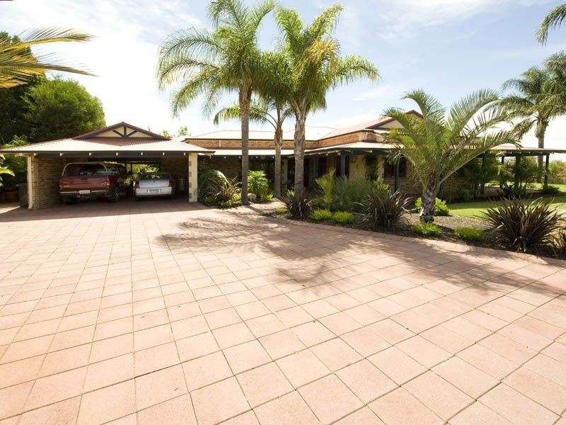 1 Protea Place, Canning Vale WA 6155