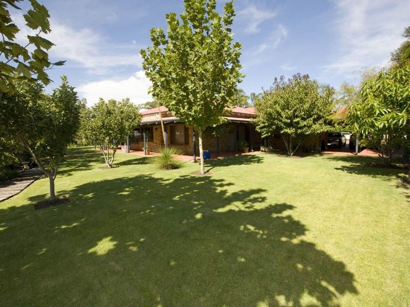 1 Protea Place, Canning Vale WA 6155