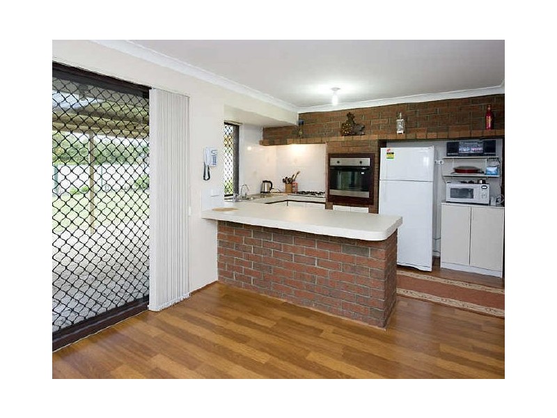 12 Chamberlain Street, Gosnells WA 6110