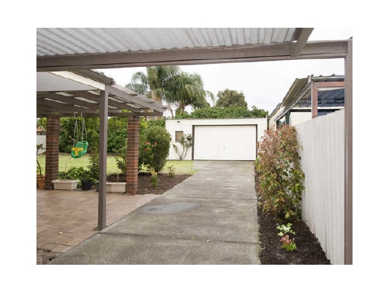 69 Partridge Way, Thornlie WA 6108