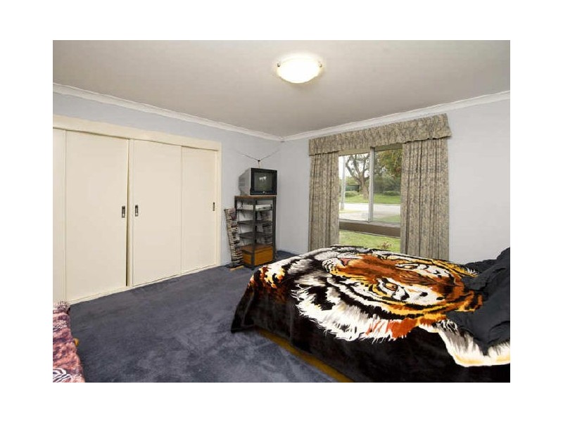 69 Partridge Way, Thornlie WA 6108