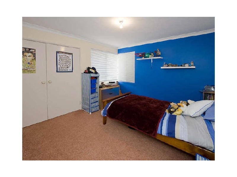 2 McAlvey Place, Canning Vale WA 6155
