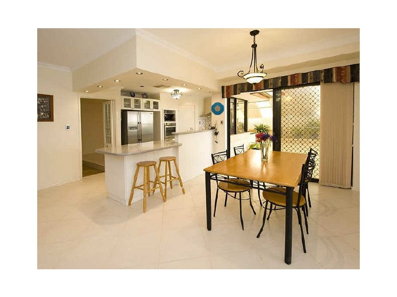 6 Adriatic Promenade, Canning Vale WA 6155