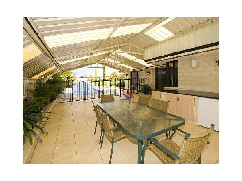 6 Adriatic Promenade, Canning Vale WA 6155