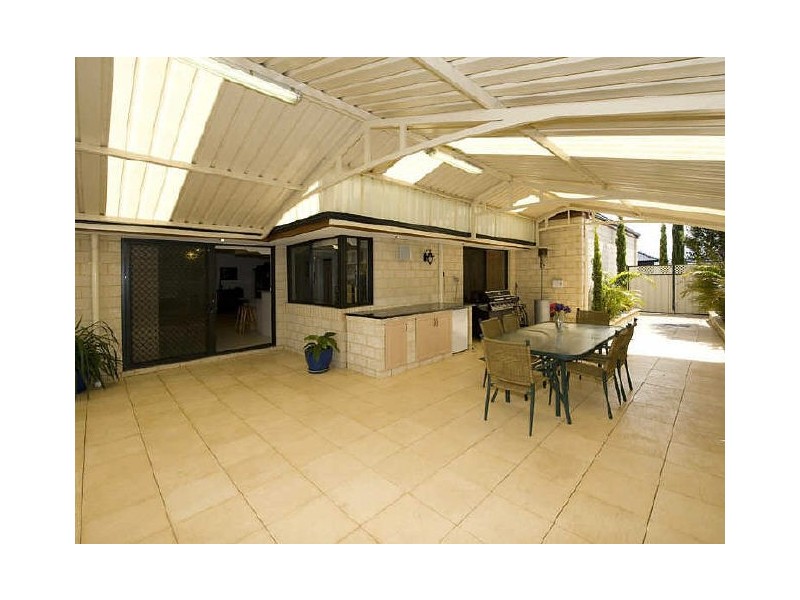 6 Adriatic Promenade, Canning Vale WA 6155