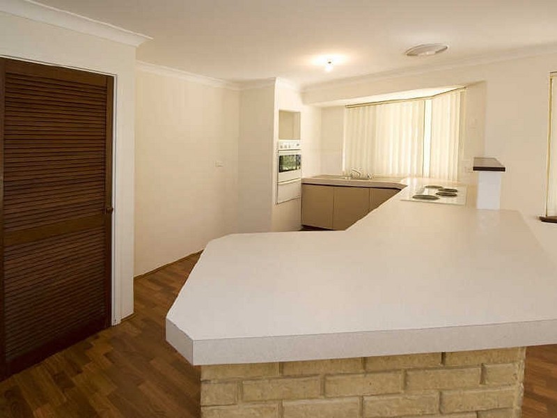 1 Ambassador Court, Thornlie WA 6108