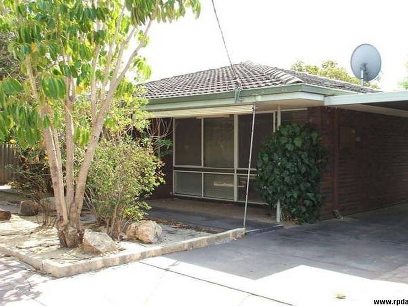 222 Westfield Street, Maddington WA 6109