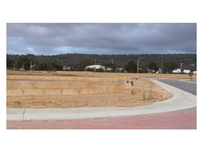 Lot 520 Smailes Elbow, Brookdale WA 6112