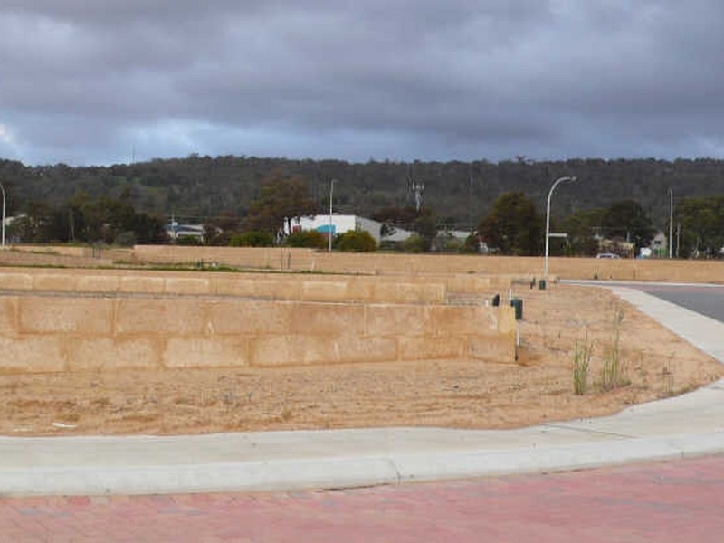 Lot 531 Chiltern Avenue, Brookdale WA 6112