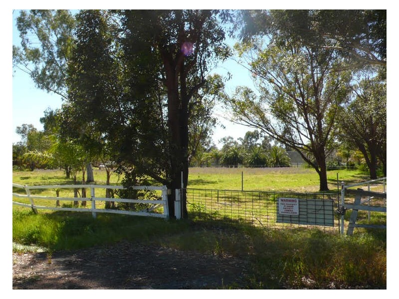 125 Hilbert Road, Brookdale WA 6112