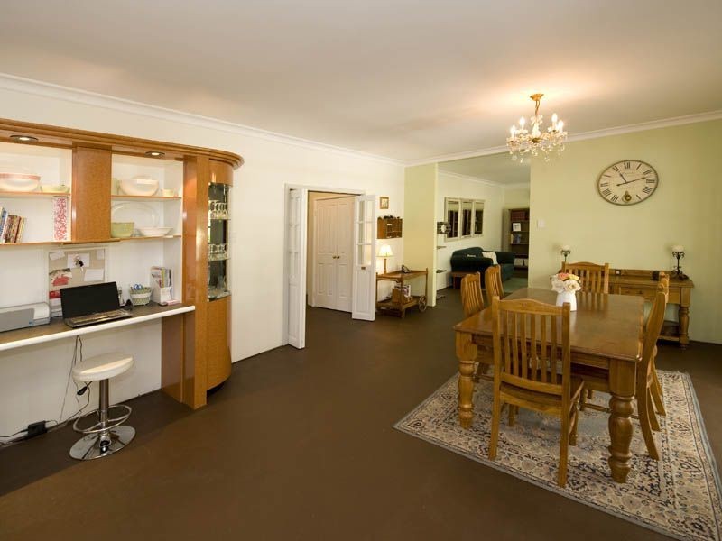 4 Carradine Road, Mount Nasura WA 6112