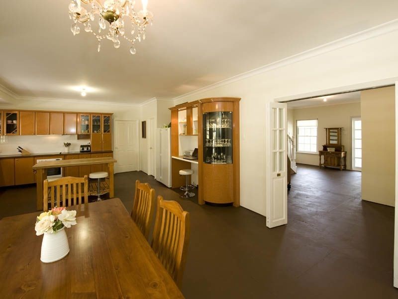 4 Carradine Road, Mount Nasura WA 6112