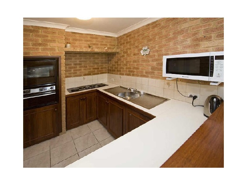 7/2 Birch Street, Maddington WA 6109