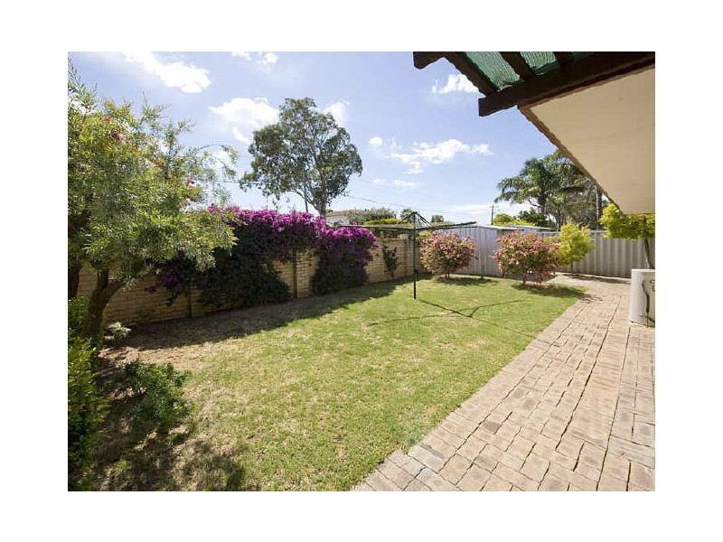 7/2 Birch Street, Maddington WA 6109